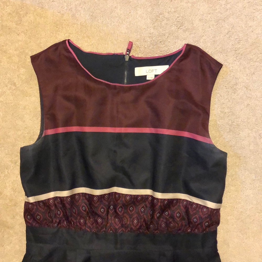 Patterned Work Dress - Picture 2 of 4